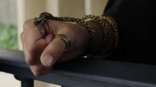 The bracelet in form of serpent, Ellaria Sand (Indira Varma) in ' Game of Thrones S05E02