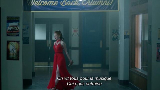 The red dress of Cheryl Blossom (Madelaine Petsch) in Riverdale S01E11