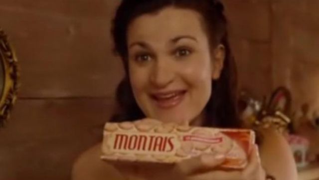The cakes went up to Heidi (Armelle) in the film Fatal bazooka
