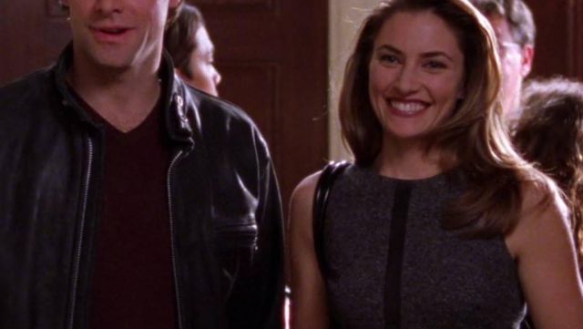 La robe de Sherry Tinsdale (Mädchen Amick) dans Gilmore Girls S02E14 ...