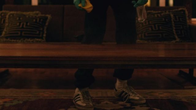 White Adidas shoes worn by James (Alex Lawther) as seen in The end of the fucking world S01E04