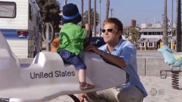 Sunglasses Dexter Morgan (Michael C. Hall) in Dexter S05E06