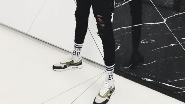 The white socks Tokyo 88 of Scarlxrd on his account Instagram