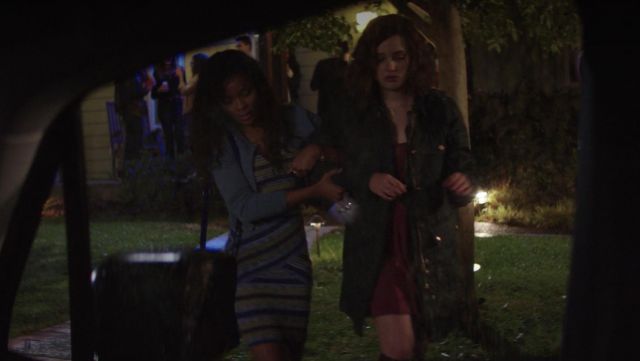 La robe d'Hannah Baker (Katherine Langford) qu'elle portait à la fête de Jessica dans 13 Reasons why S01E10