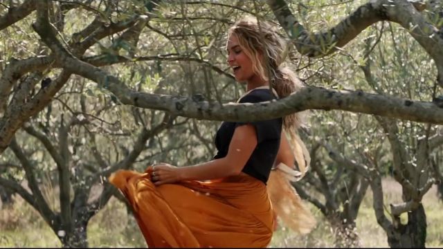 Orange Jupe portée par le Jeune Donna Sheridan (Lily James) comme on le voit dans Mamma Mia: Here we go again