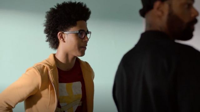 Red T Shirt Worn By Alex Wilder Rhenzy Feliz As Seen In Marvel S Runaways S02e01 Spotern