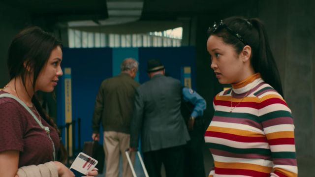 Multicolore striped pullover worn by Lara Jean (Lana Condor) in To all The Boys I've Loved Before