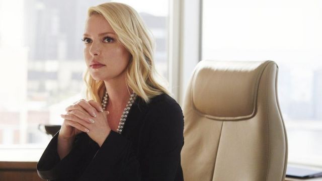 The desk chair Samantha Wheeler (Katherine Heigl) in Suits : Lawyers-to-Measure