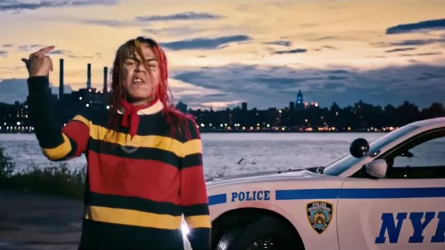 The polo worn by 6ix9ine in her clip Get The Strap feat. 50 Cent