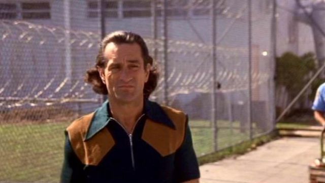 The jacket zipéée blue with shoulder pads leather Max Cady (Robert De Niro) in The nerves