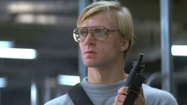 Les lunettes de vue portées par Tony Vreski (Andreas Wisniewski) dans Die Hard 1 : Piège de cristal