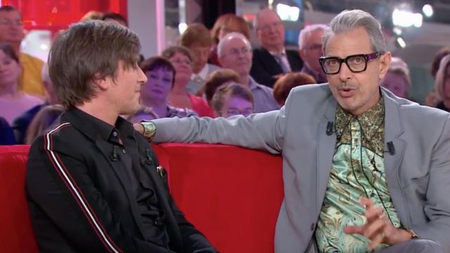 La chemise de Jeff Goldblum dans Vivement Dimanche du 25.11.2018