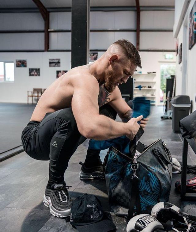 Jogging of Conor McGregor on his account Instagram | Spotern