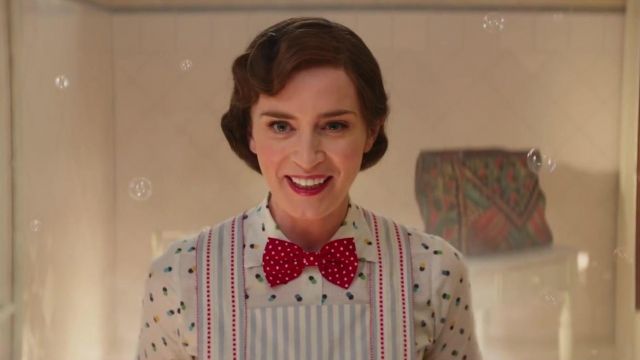 The shirt with polka dots worn by Mary Poppins (Emily Blunt in The return of Mary Poppins