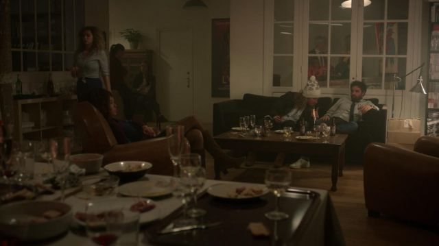 The boots worn by Sofia Leprince (Stéfi Celma) in Ten percent S03E03