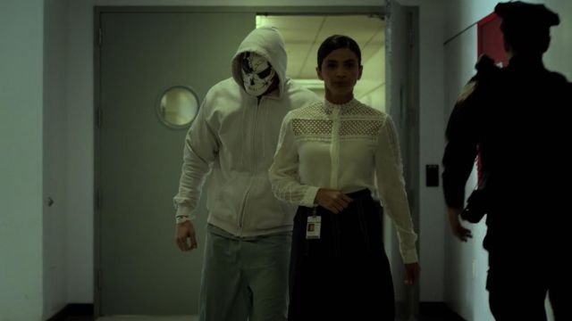 The white shirt yoke hook range by Krista Dumont (Floriana Lima) in Marvel's The Punisher S02E03