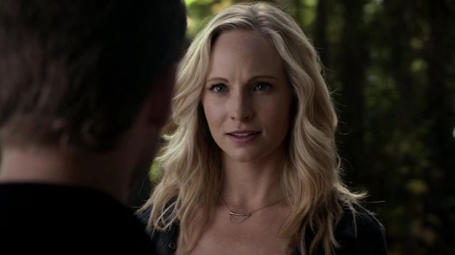 Necklace worn by Caroline Forbes (Candice King) as seen in The Vampire Diaries S05E11