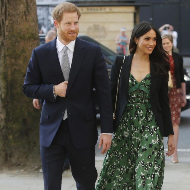 The green dress with flowers worn by Meghan Markle for the reception of the Invictus Games in London