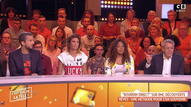 The t-shirt worn by Caroline Ithurbide in It is that of the tv ! the may 21, 2019