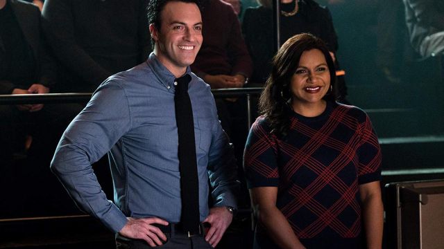 Short Sleeve sweater black and red worn by Molly Patel (Mindy Kaling) in Late Night