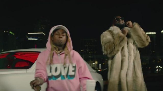 Love Pink hoodie worn by Lil Wayne in Cora­zon music video by GIMS feat. Lil Wayne & French Mon­tana