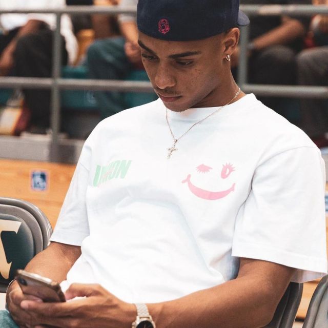 La camiseta que lució Keith Powers en su cuenta de Instagram @keithpowers