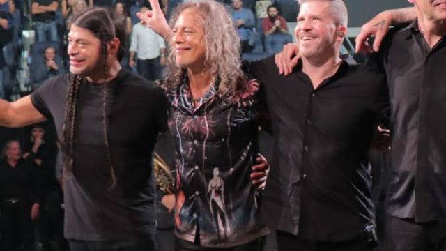 Button Down Shirt Worn By Kirk Hammett In Metallica San Francisco Symphony S M2 Spotern