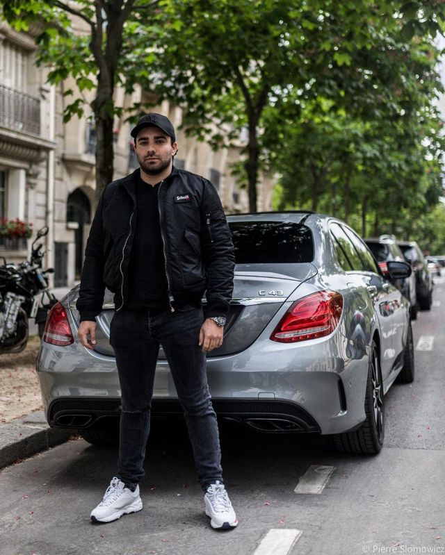 The sneakers of Akram Ojjeh, Jr. on his account Instagram @akramjunior