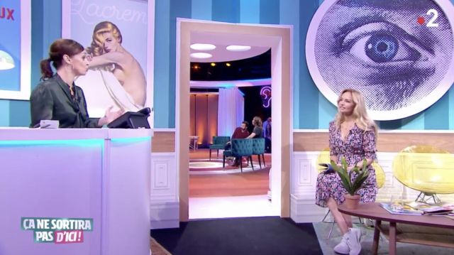 The long dress with flowers worn by Adriana Karembeu in the program, It will not come out of here ! 