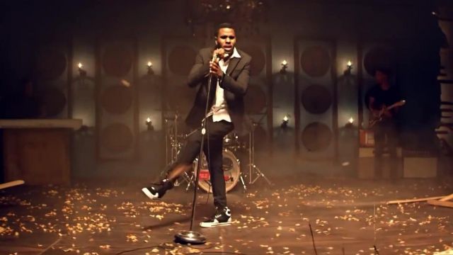Sneakers black worn by Jason Derulo in his clip Want To Want Me