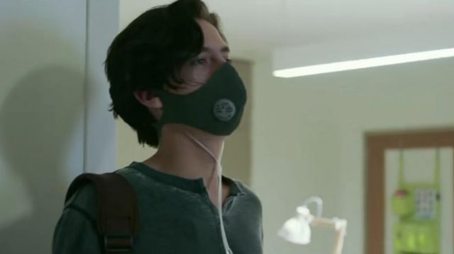 Dark green tie-on mask worn by Will Newman (Cole Sprouse) as seen in Five Feet Apart