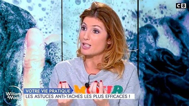 The sweatshirt worn by Caroline Ithurbide in William at noon