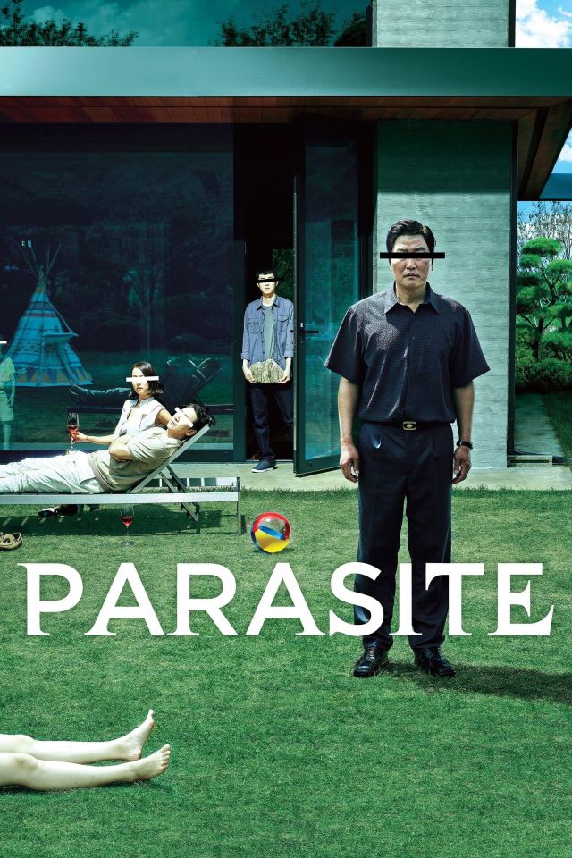 Bleu/gris de bouton-up, à motifs, la chemise portée par Kim Ki-taek (Kang-Ho Song) sur l'affiche de Parasite
