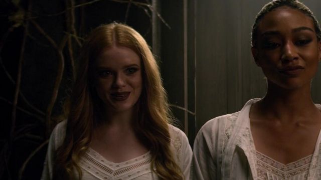 White Pajama worn by Dorcas (Abigail Cowen) in Chilling Adventures of Sabrina (S01E04)