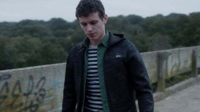The hooded jacket Lacoste worn by Ander (Arón Piper) in Elite (Season 1)