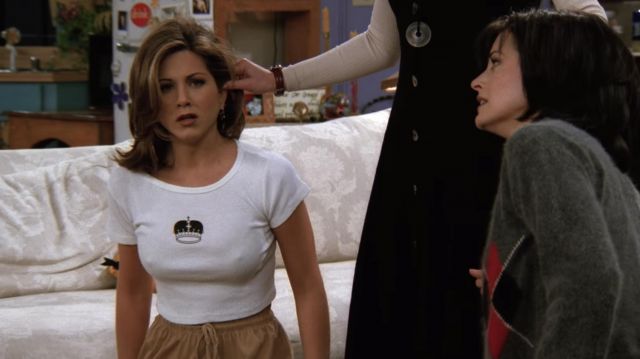 Crown white tee worn by Rachel Green (Jennifer Aniston) as seen in Friends (S06E20)