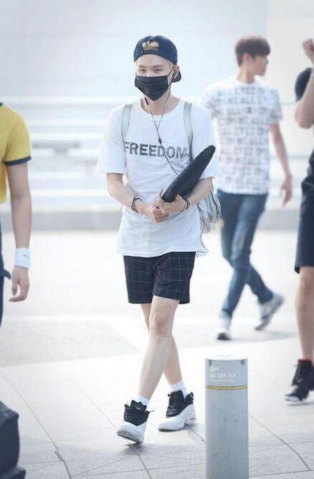 White and Black Sneakers worn by Yoongi aka Suga from BTS at Airport