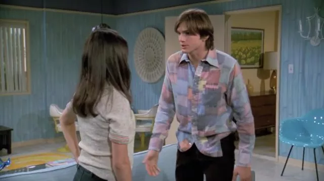 Button Up Shirt worn by Michael Kelso (Ash­ton Kutch­er) as seen in That '70s Show TV series wardrobe (S05E22)