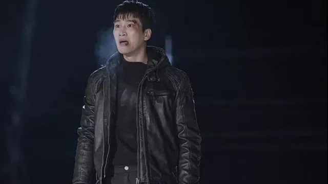 Hoodie Leather jacket worn by Jang Geun Won (Ahn Bo-hyun) in Itaewon Class TV series outfits (Season 1 Episode 16)