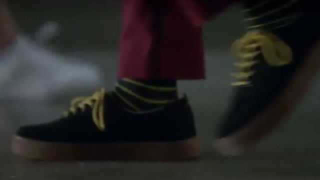 Black Shoes worn by Polo Benavent (Álvaro Rico) as seen in Elite (Season 2 Episode 8)