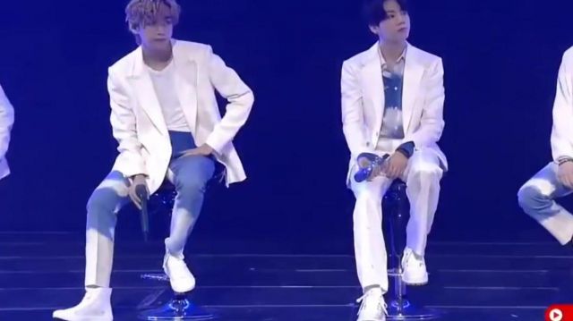 White and blue pants of Kim Taehyung in BTS (방탄 소년단) Full Performance @Lotte Duty Free Family Concert 2020