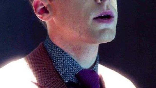 Shirt worn by (Cameron Monaghan) in Gotham (S04E17)