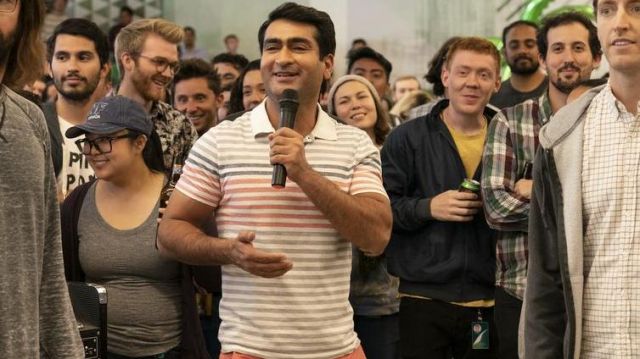 Multicolored polo shirt worn by Dinesh Chugtai (Kumail Nanjiani) in Silicon Valley (S06E01)