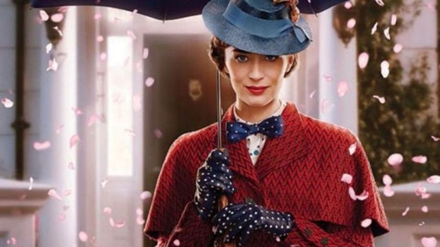 Blue polka dots gloves from Mary poppins worn by Emily Blunt (Emily Blunt) in The Return of Mary Poppins