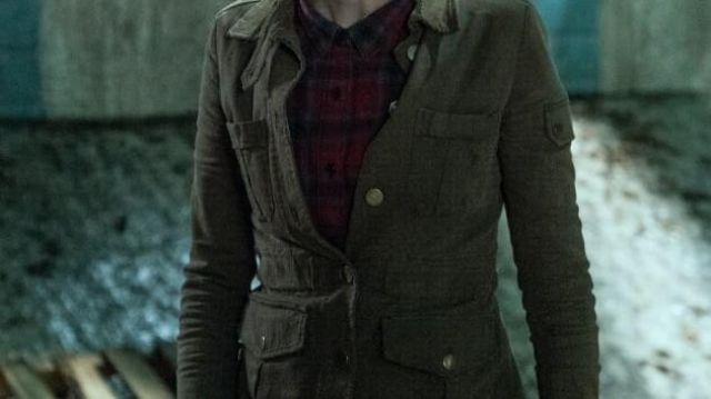 Jacket of Althea (Maggie Grace) in Fear the Walking Dead (S04E01)