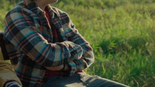 Chemise a carreaux porté par Jughead Jones (Cole Sprouse) dans Riverdale (S05E03)