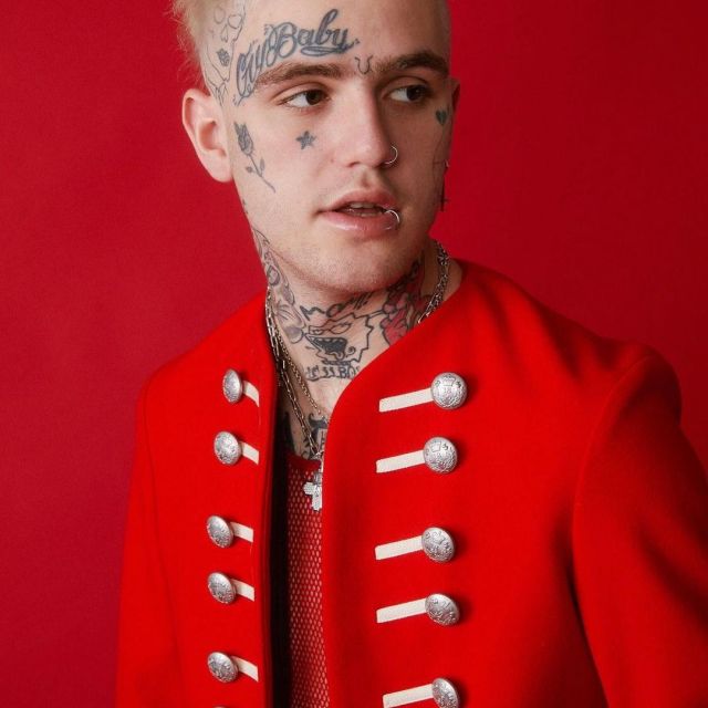 Red Jacket  worn by Lil Peep  on the Instagram account @lilpeepstagram_