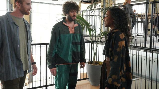 Green Colorblock Tracksuit worn by Dave (Lil Dicky) in DAVE TV series outfits (S02E02)