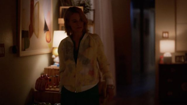 Yellow floral bomber jacket worn by Alice Pieszecki (Leisha Hailey) as seen in The L Word: Generation Q outfits (Season 2 Episode 2)