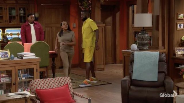 Nike Printed Sneakers worn by Malcolm (Sheaun McKinney) as seen in The Neighborhood TV show outfits (Season 4 Episode 4)